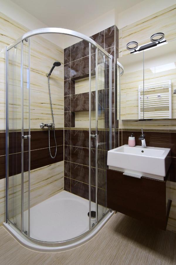 Вілла Bungalov V Beskydech Френштат-под-Радгоштєм Екстер'єр фото